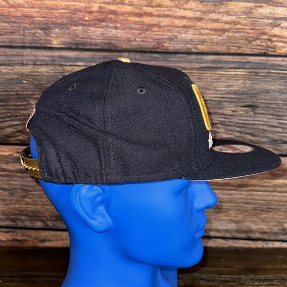 New Era 9Fifty Gold Stars Navy SnapBack Hat - Picture 3 of 8